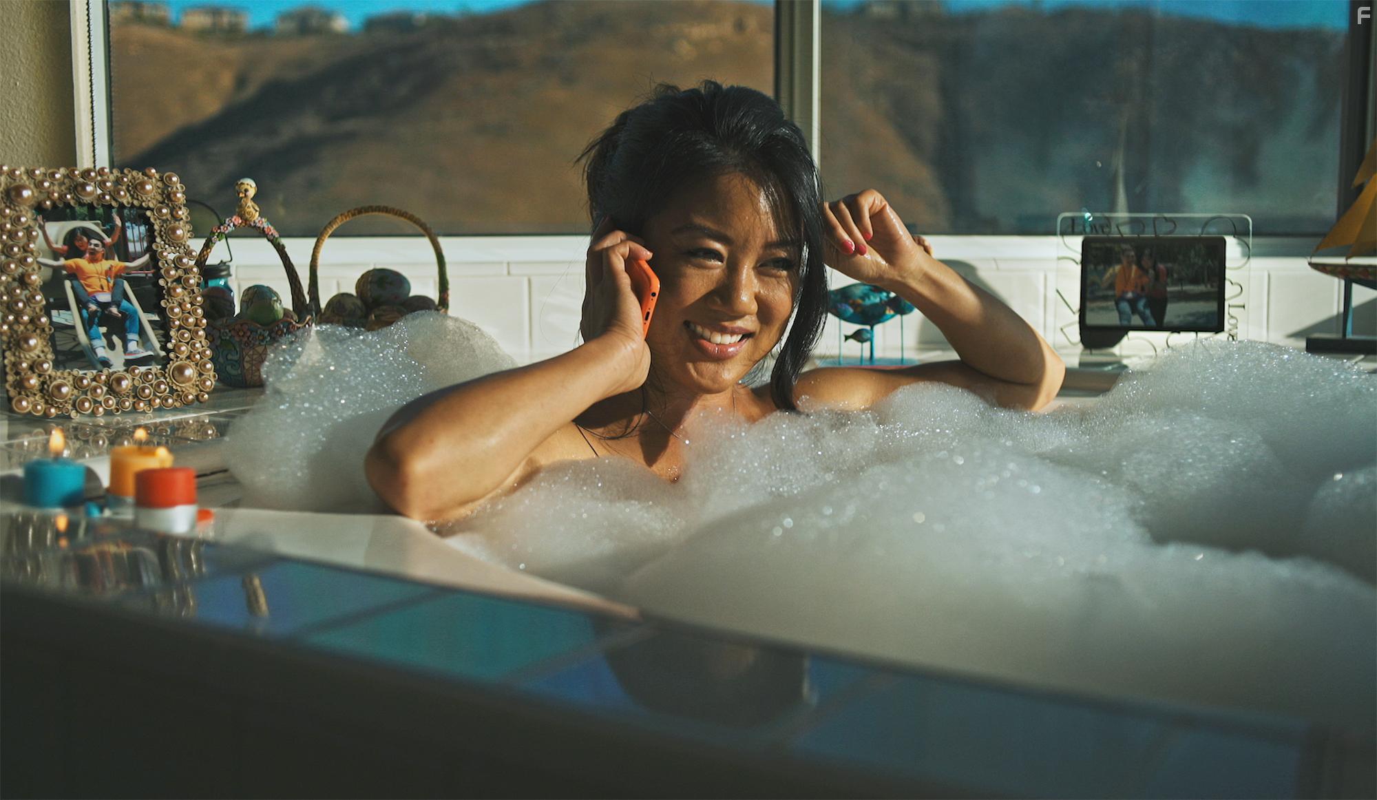 Steffinnie Phrommany in Marlo Lasker (2020)