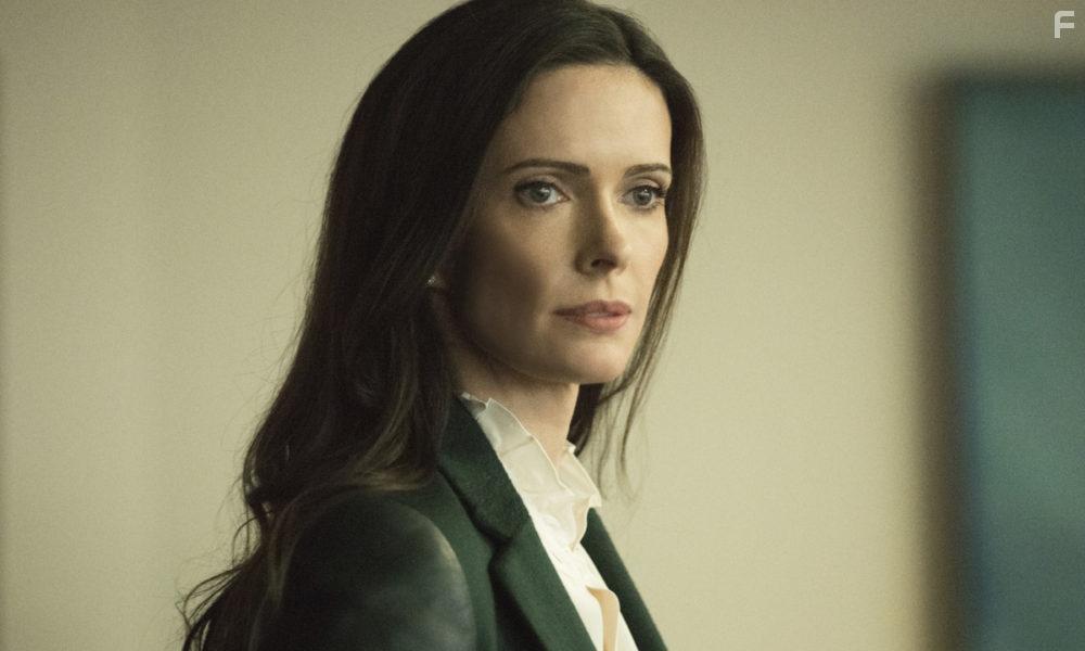 Elizabeth Tulloch in Superman and Lois (2021)