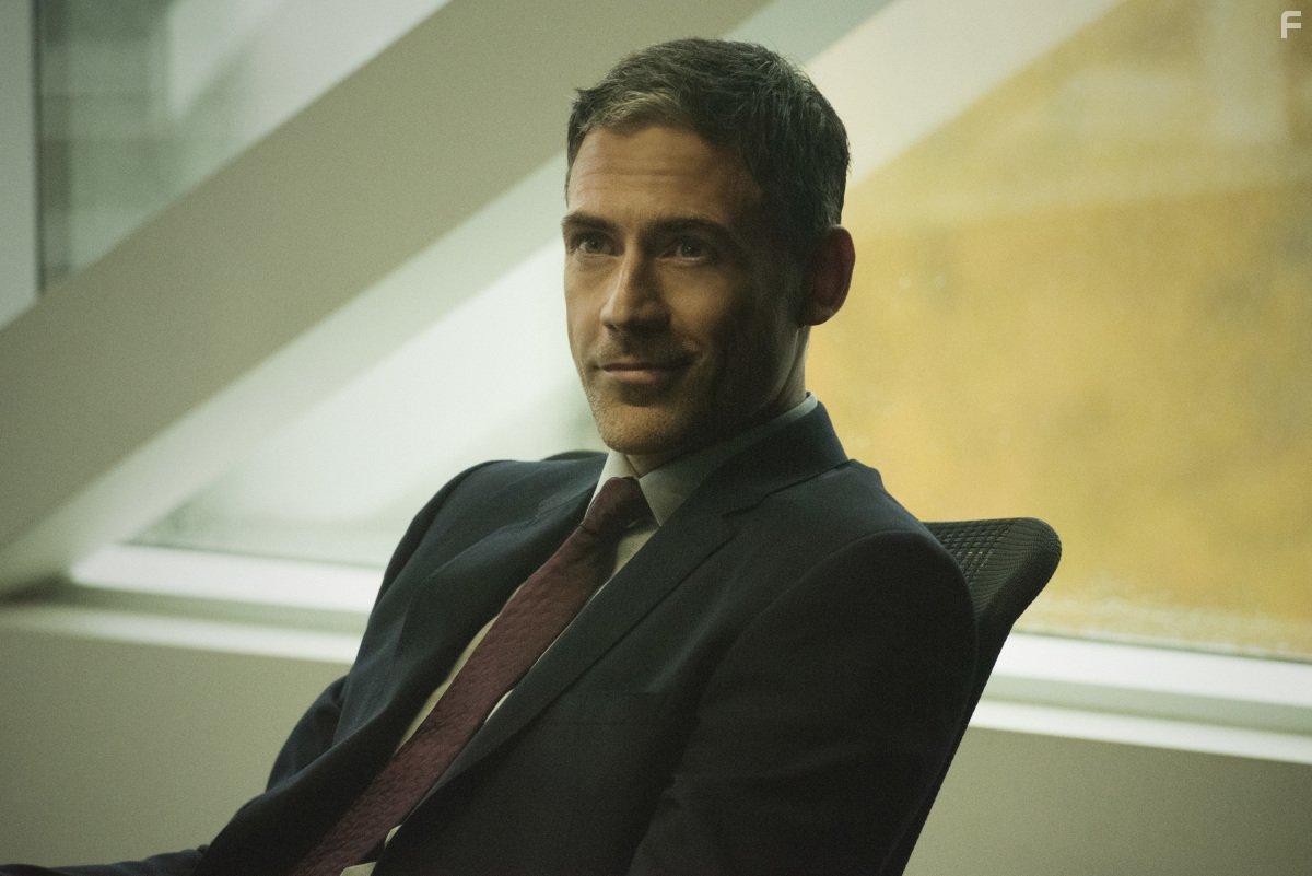 Adam Rayner in Superman and Lois (2021)