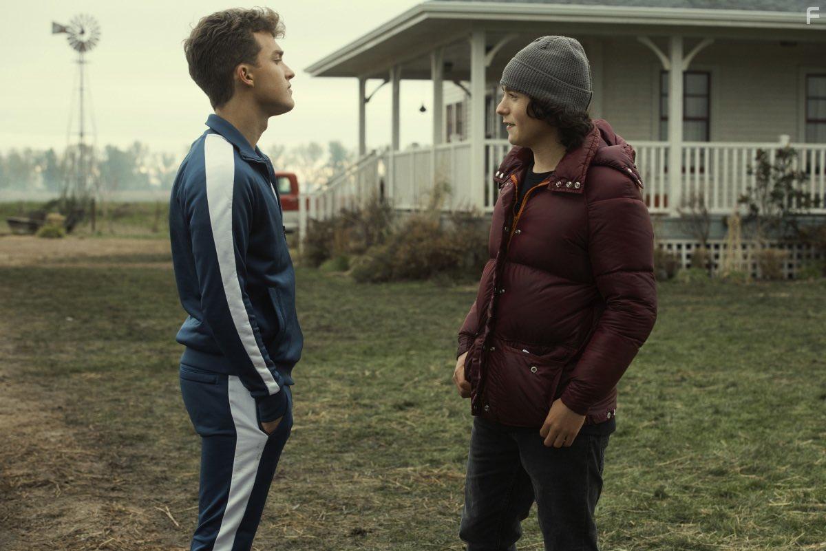 Alex Garfin and Jordan Elsass in Superman and Lois (2021)