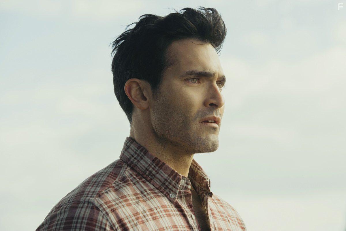 Tyler Hoechlin in Superman and Lois (2021)