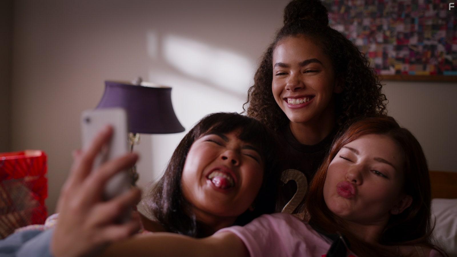 Antonia Gentry in Ginny & Georgia (2021)