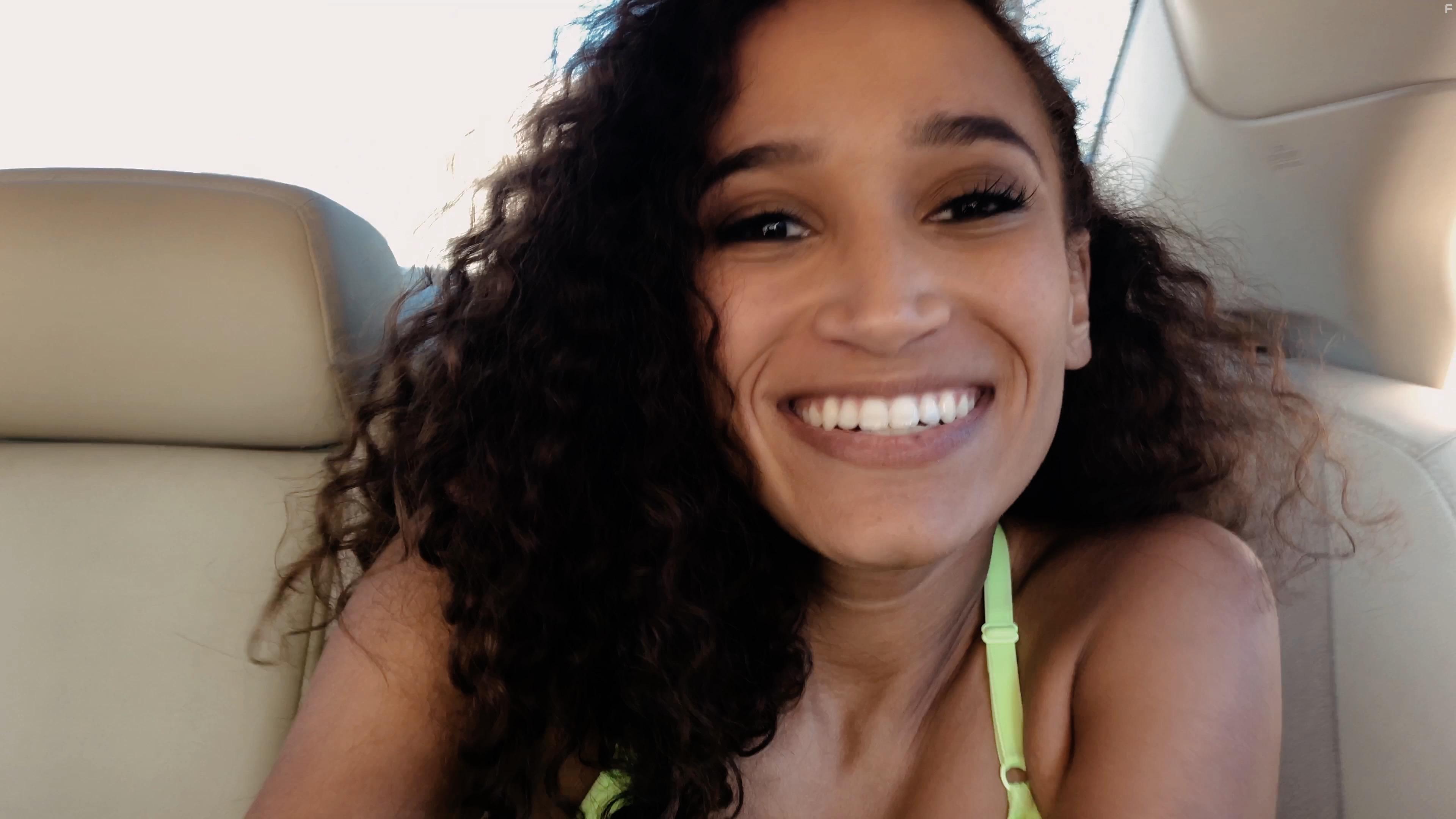 Shelby Lyn in Dark Figures (2020)