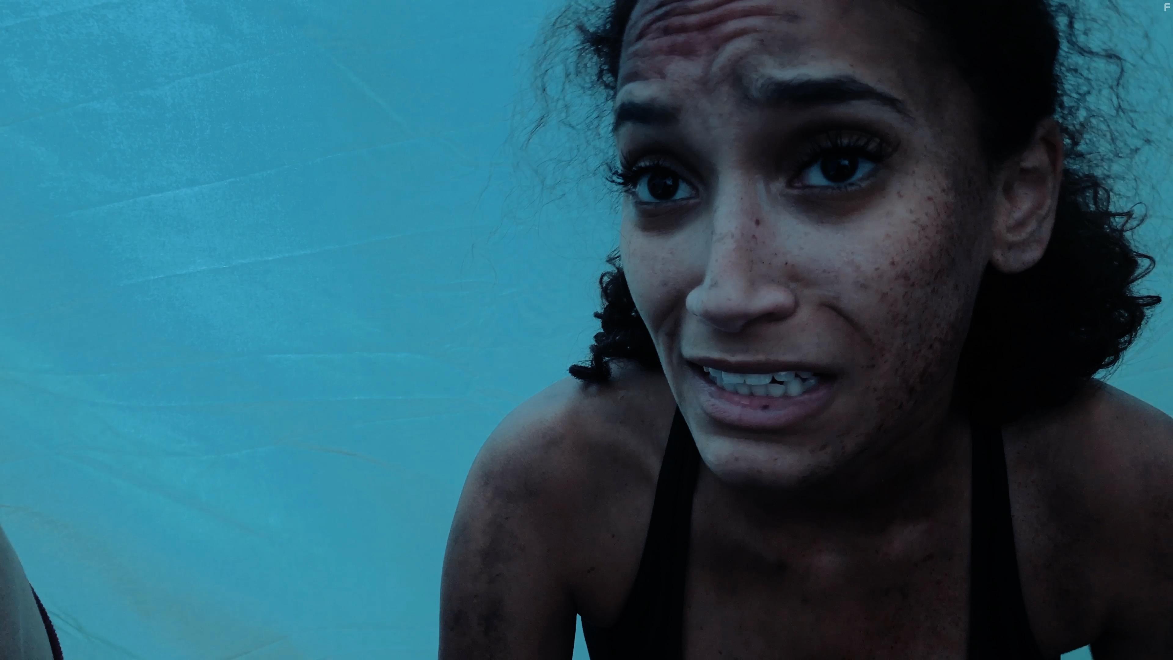 Shelby Lyn in Dark Figures (2020)