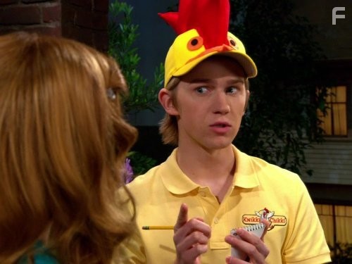 Jason Dolley in Держись, Чарли! (2010)