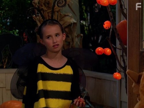 Держись, Чарли! (2010)