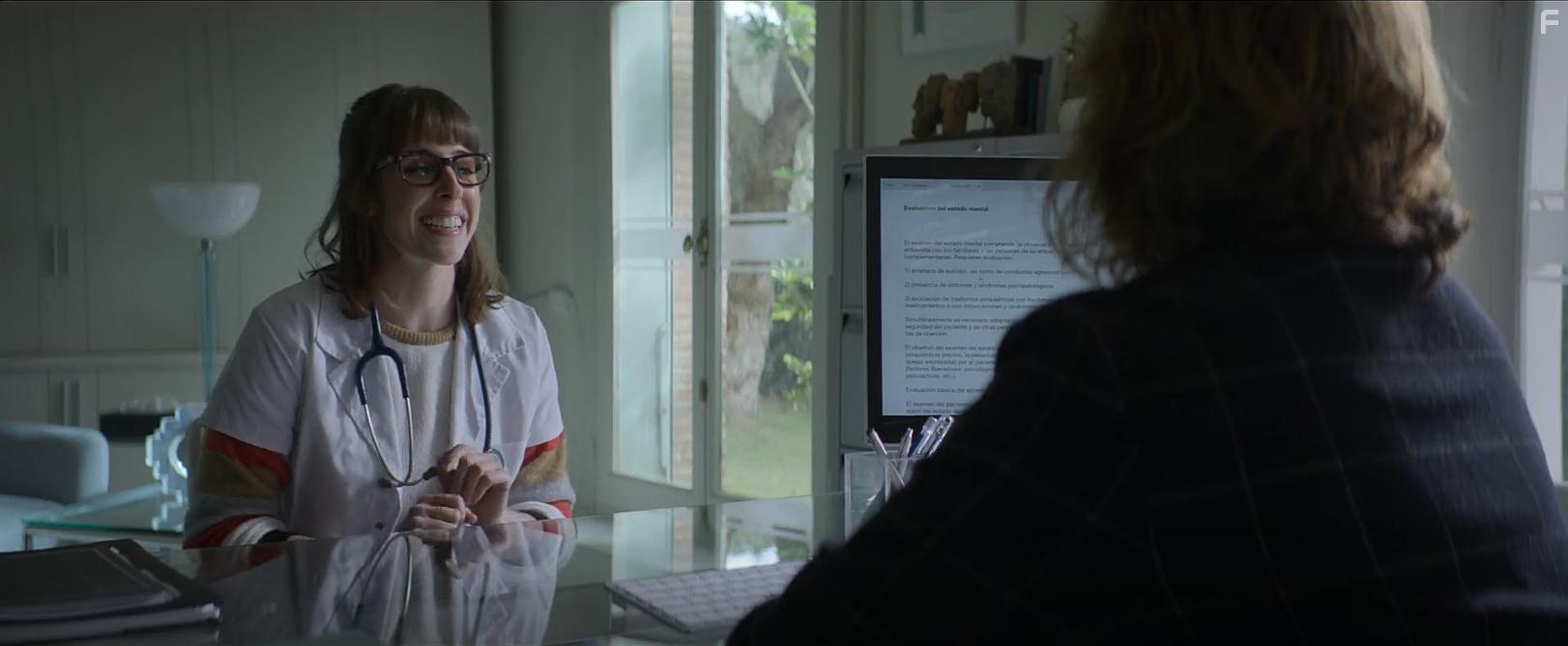 Paula Malia in Loco por ella (2021)