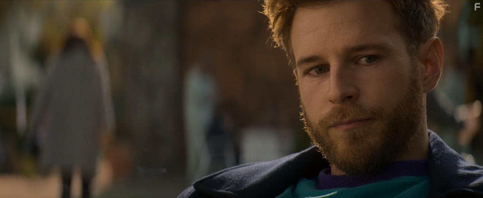 lvaro Cervantes in Loco por ella (2021)