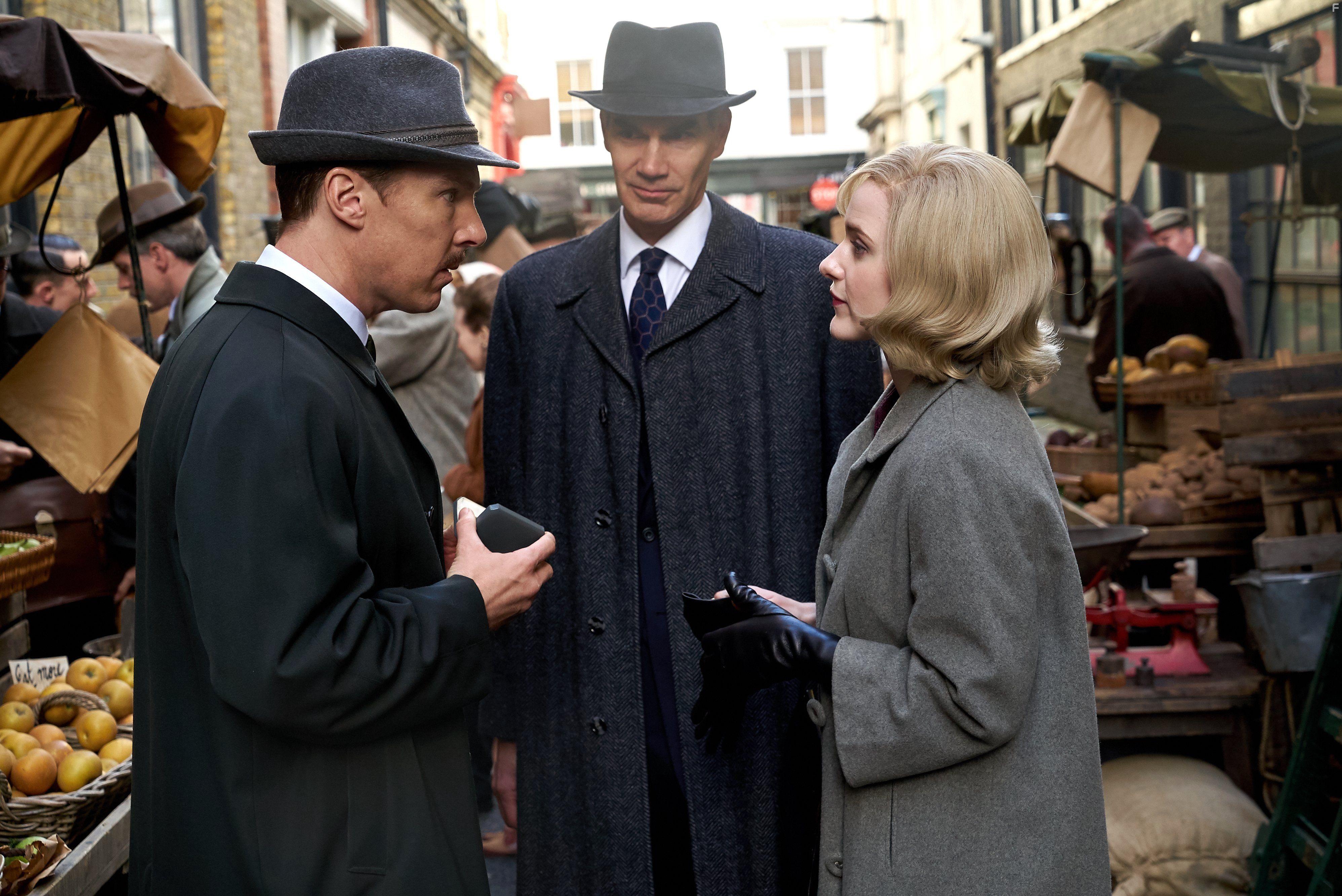Keith Madden, Angus Wright, Benedict Cumberbatch, and Rachel Brosnahan in Ironbark (2020)