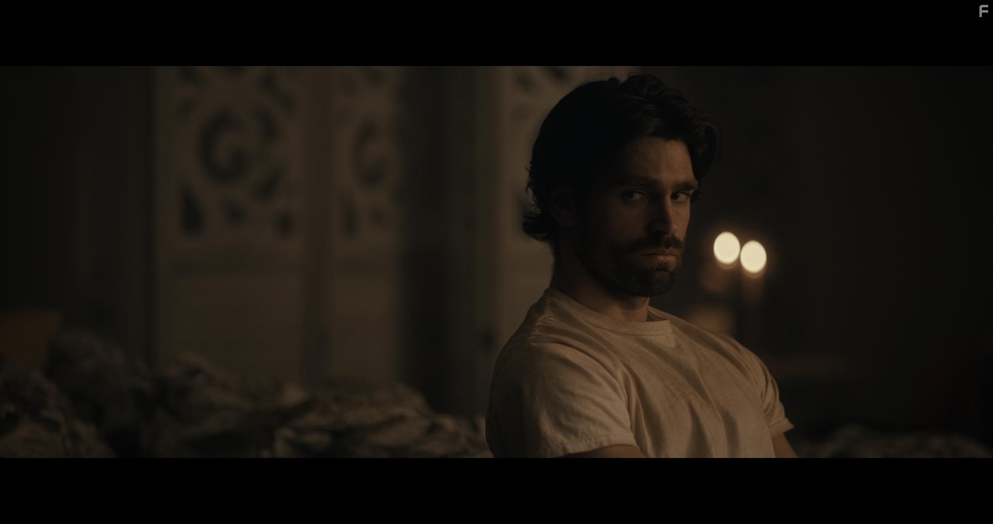 День сменяет ночь