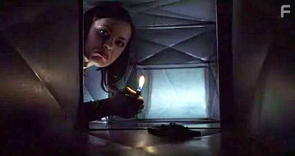 Dagmara Dominczyk in Они (2002)