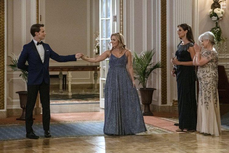 Jonathan Keltz and Natalie Hall in Fit for a Prince (2021)