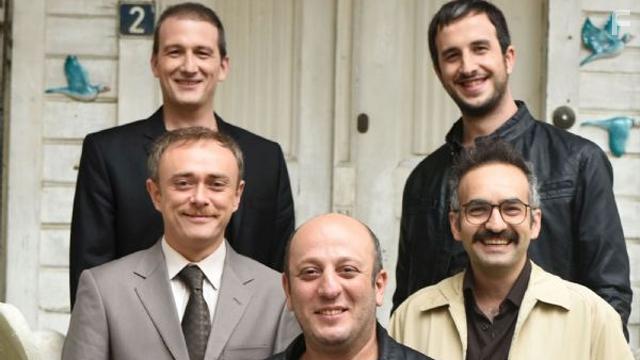 Tansu Bier, Serkan Keskin, Osman Sonant, Nadir Saribacak, and Fatih Artman in Bes Kardes (2015)