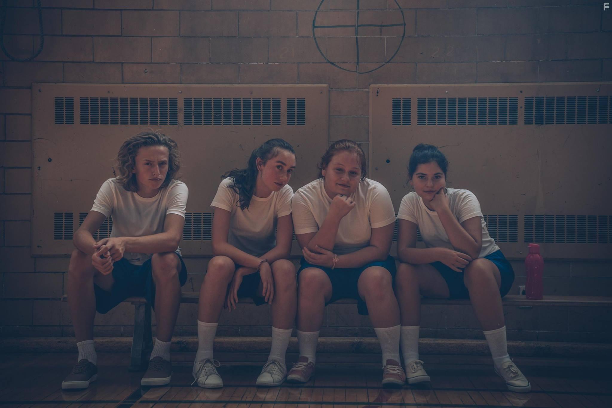 Tha Dsilets, Alexane Jamieson, Julien Leclerc, and Lanne Dsilets in Jeune Juliette (2019)