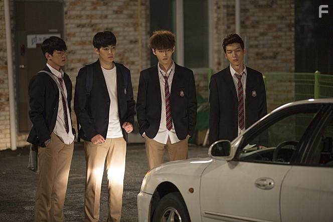 Sang-Hyuk Han in Ja-ba-ya san-da (2016)