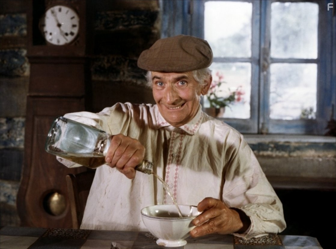 Louis de Fun?s in Суп из капусты (1981)