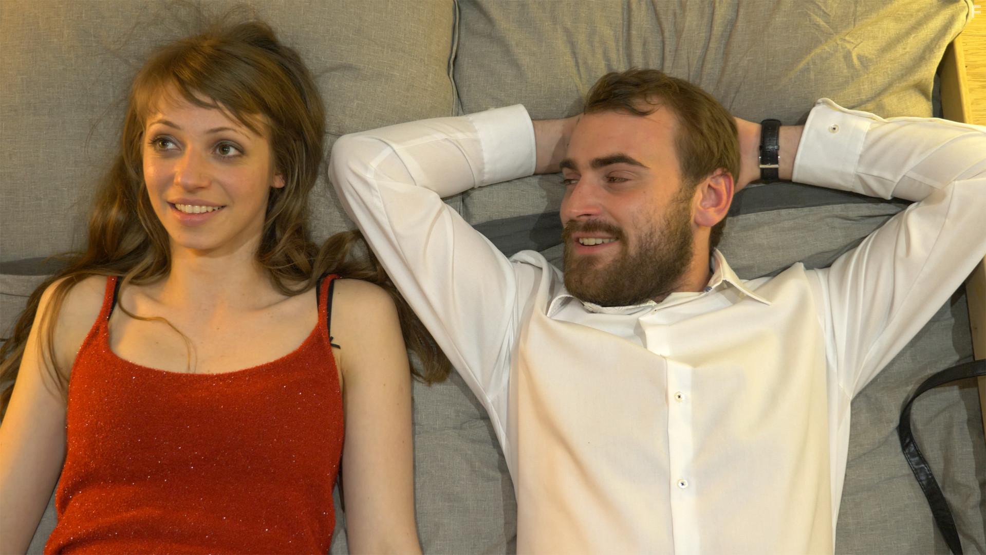 Urska Klajn and Paul Hernes Barnes in How to Be a Writer (2019)