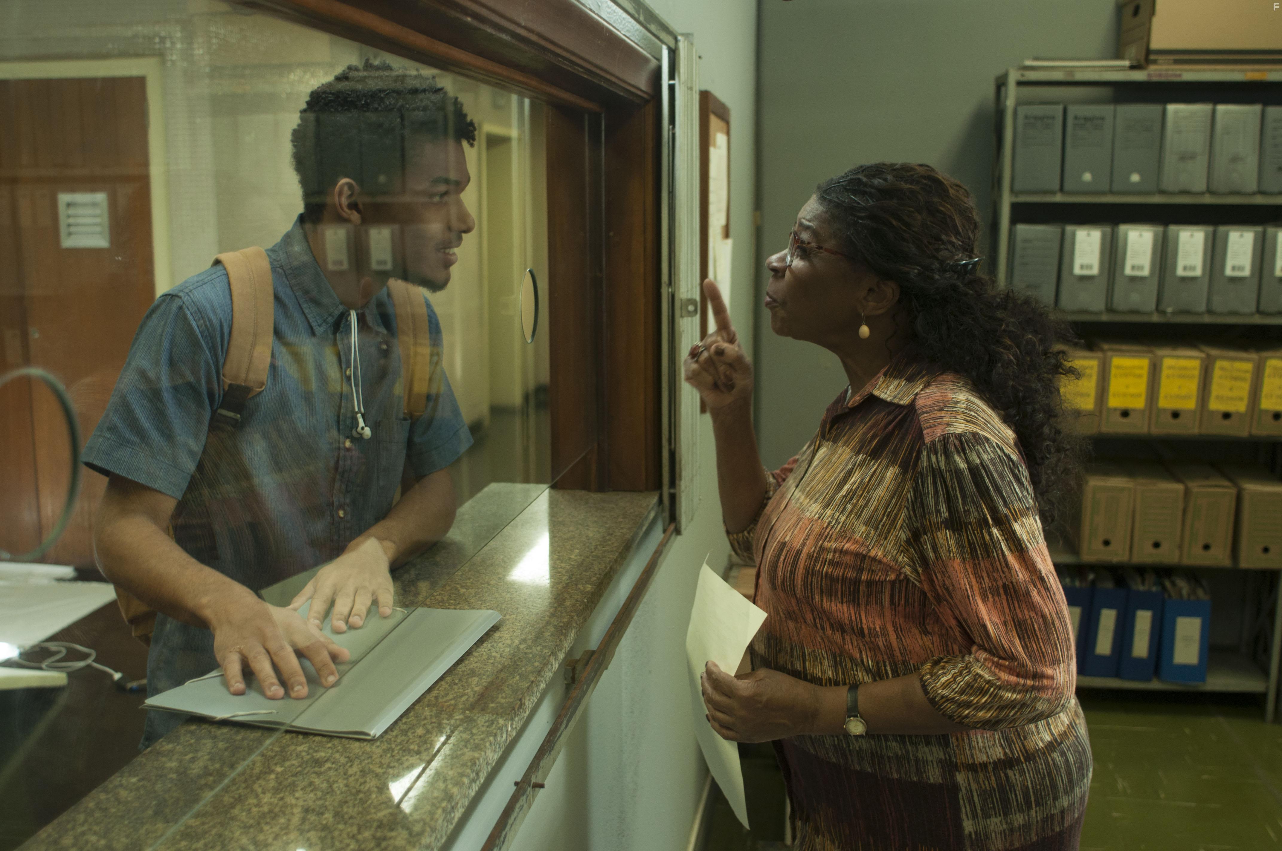Zez Motta and Juan Paiva in M8 - Quando a Morte Socorre a Vida (2019)