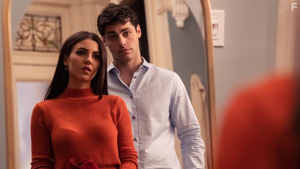 Victoria Justice and Matthew Daddario in Trust (2021)