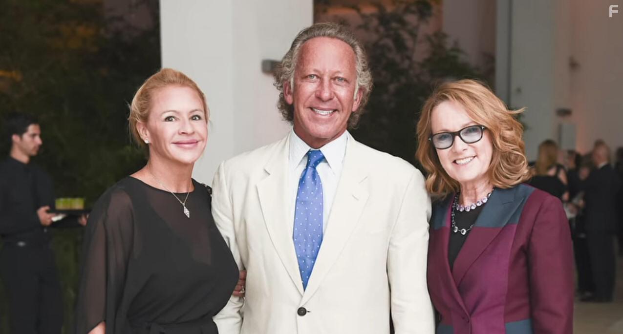 Michael Armand Hammer in Made You Look: A True Story About Fake Art (2020)