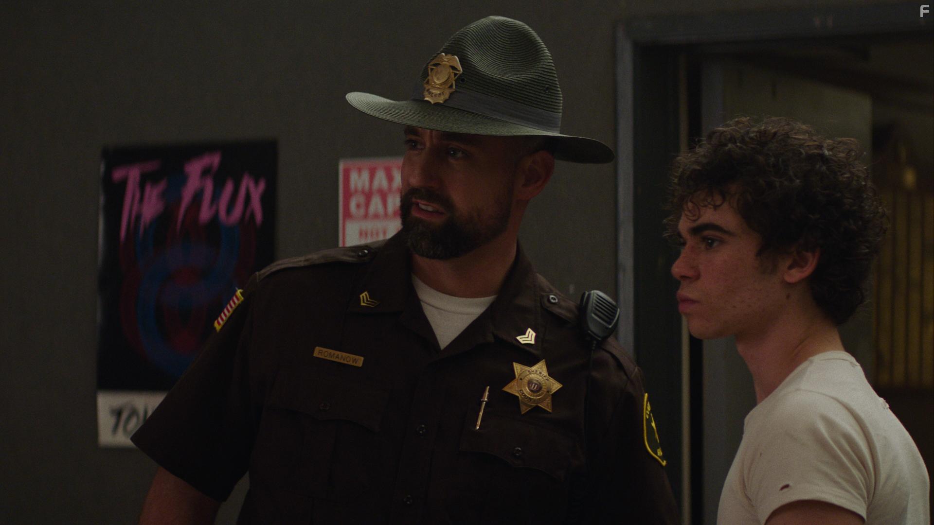 Sheriff and Simon in Paradise City.