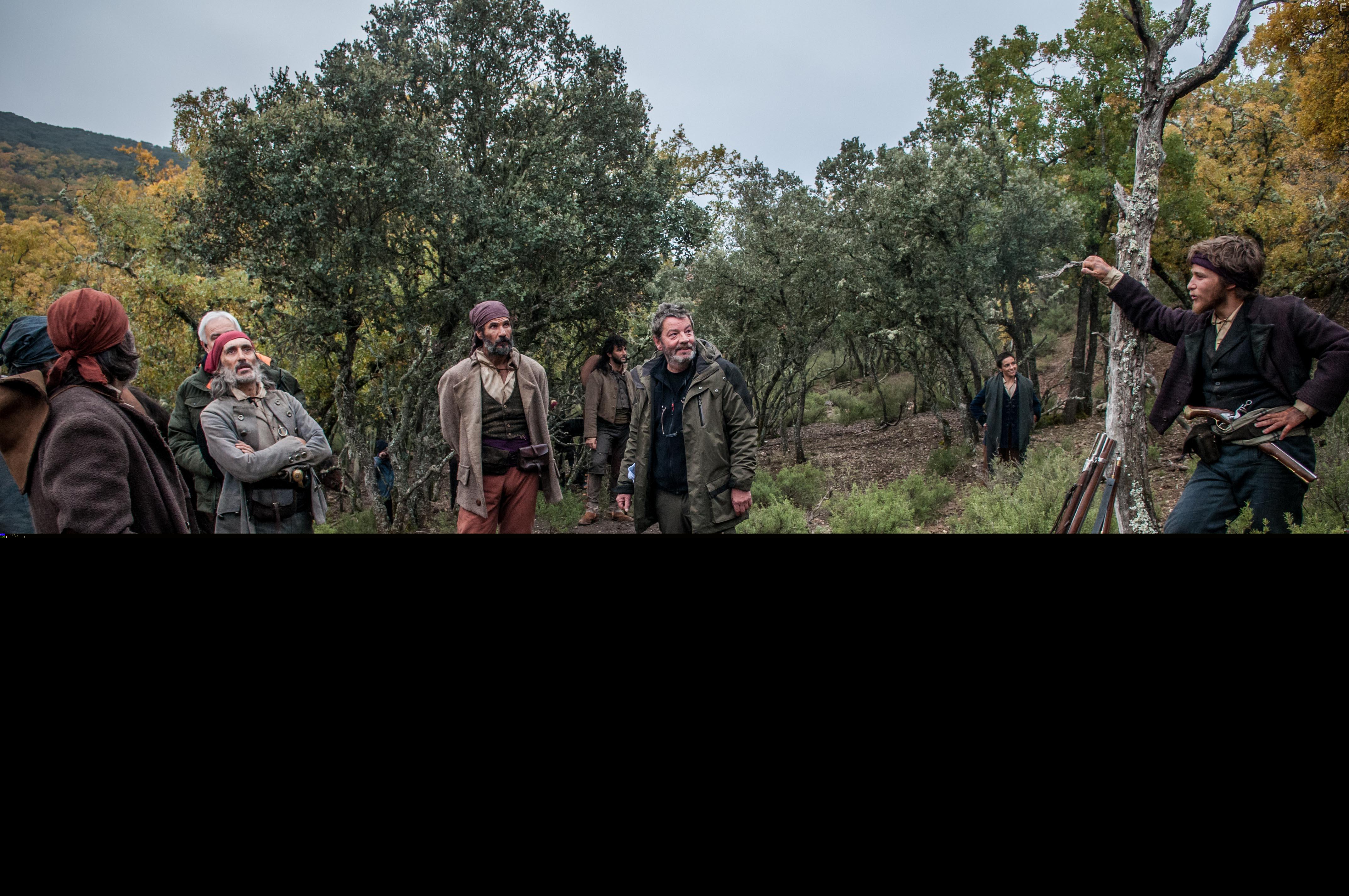 Manolo Caro, Enrique Urbizu, Xabier Deive, Isak Frriz, and Jason Fernndez in Libertad (2021)