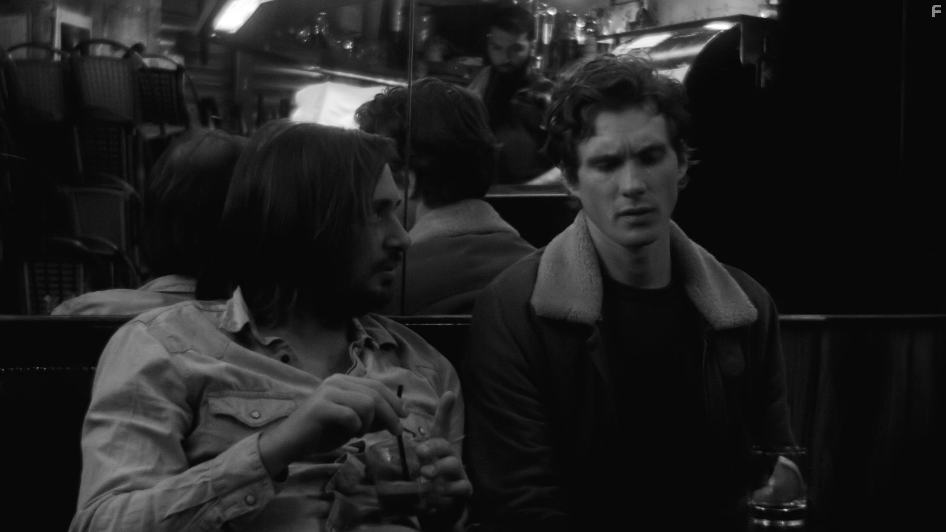 Federico Uguccioni and Nicolas Foussard in La terre est plate (2018)