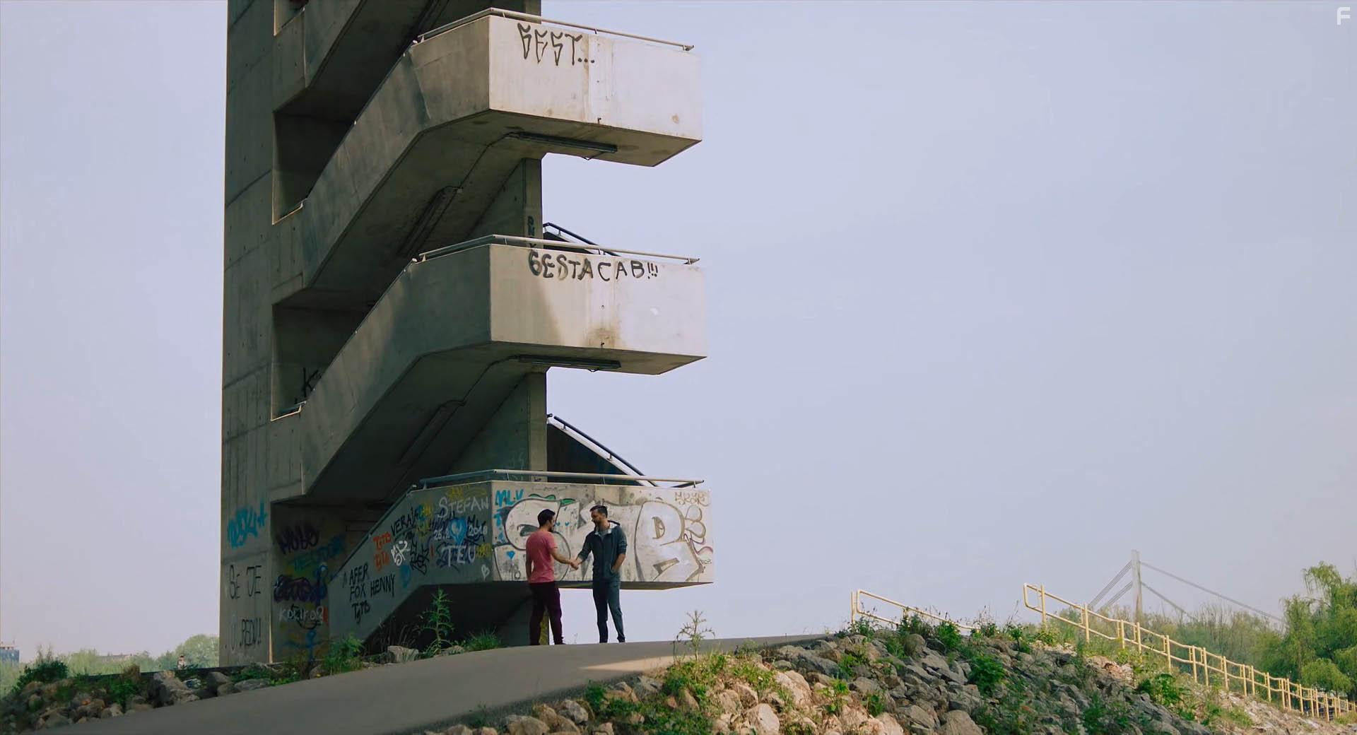 Eimutis Kvosciauskas and Dogac Yildiz in Advokatas (2020)