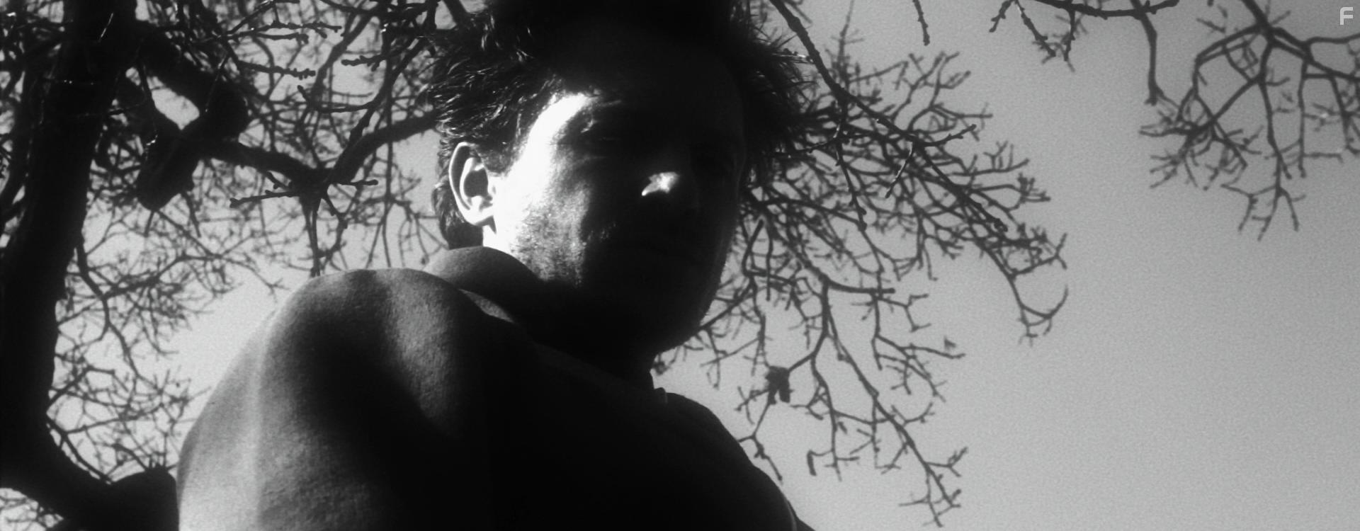 Ross Forder in Make Room in Hell (2019)