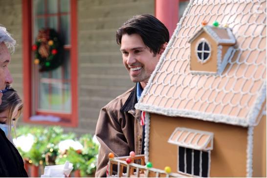 Corey Sevier in Heart of the Holidays (2020)