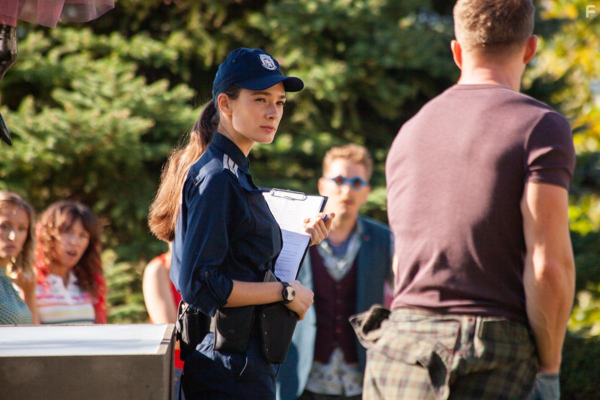 Любовь и монстры #13