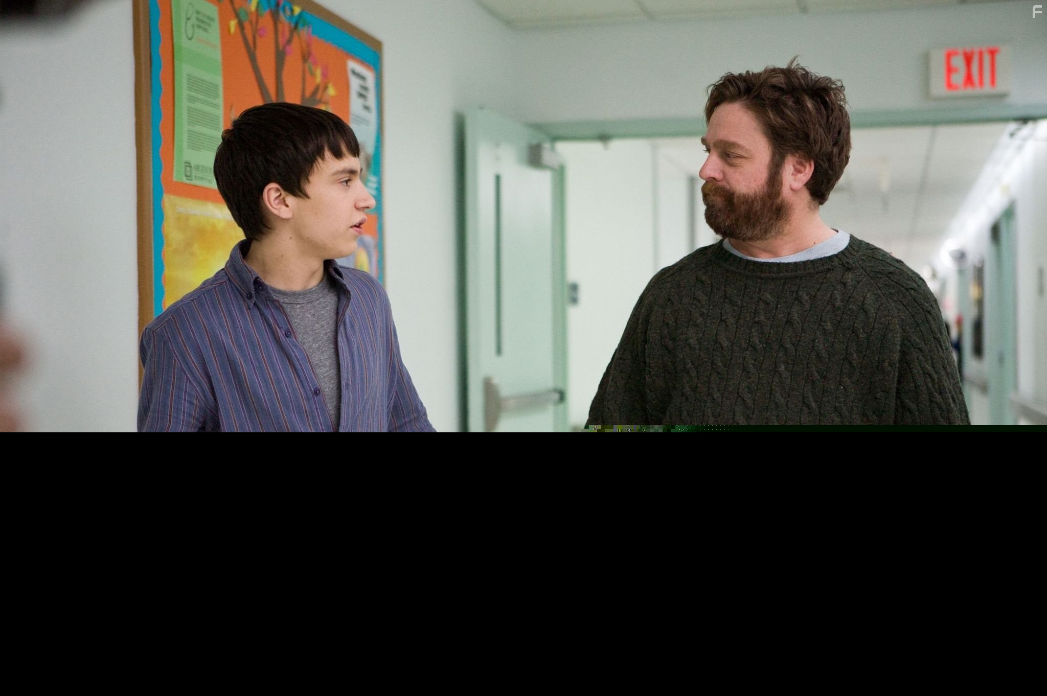 Zach Galifianakis and Keir Gilchrist in Это очень забавная история (2010)