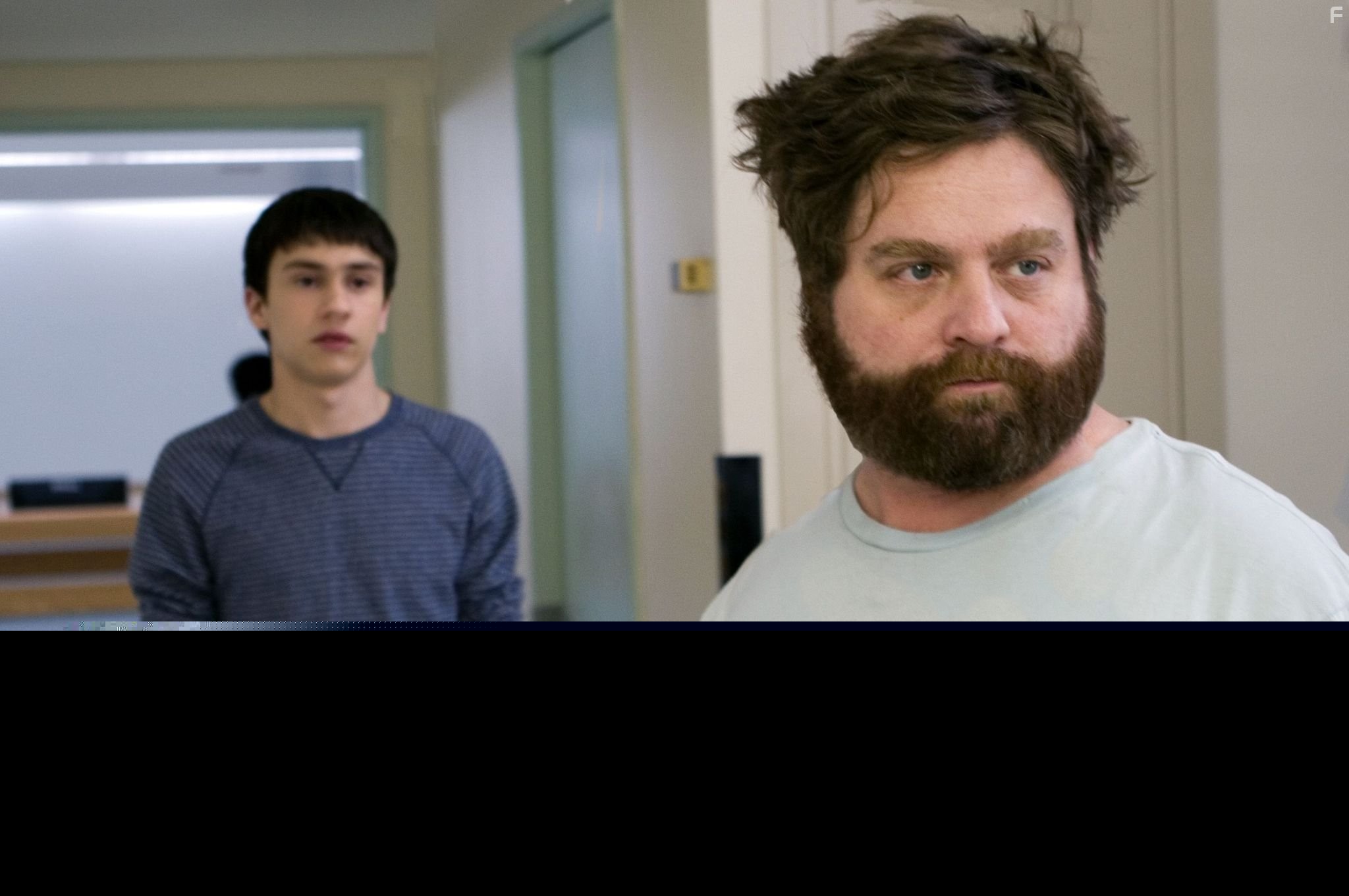 Zach Galifianakis and Keir Gilchrist in Это очень забавная история (2010)