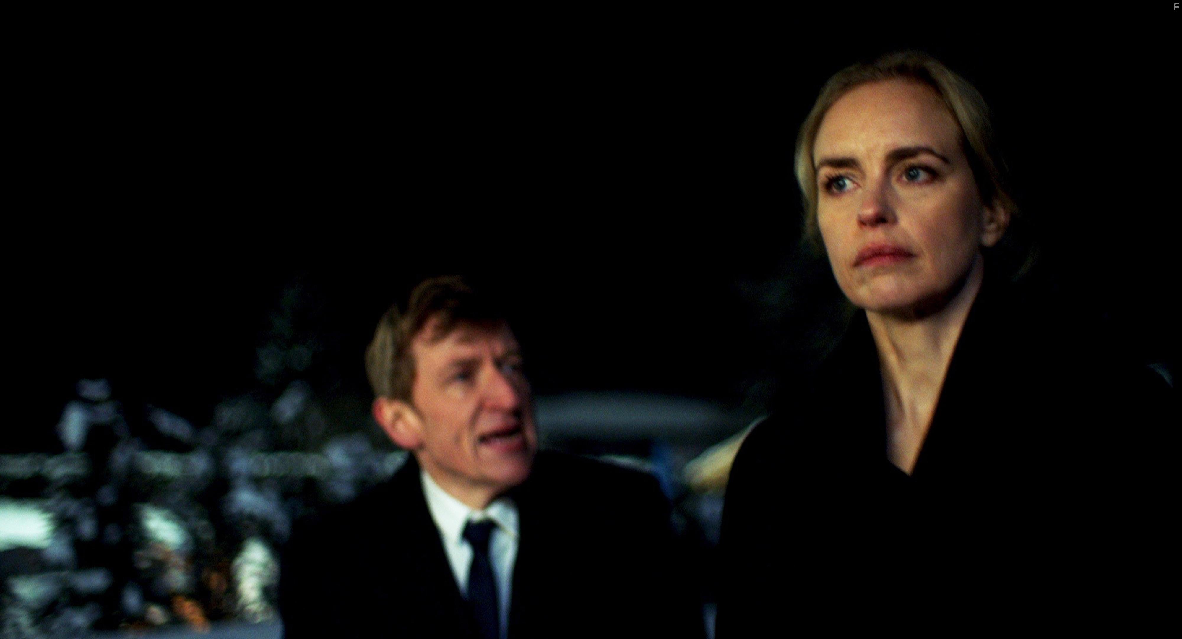 Jens Albinus and Nina Hoss in Schwesterlein (2020)