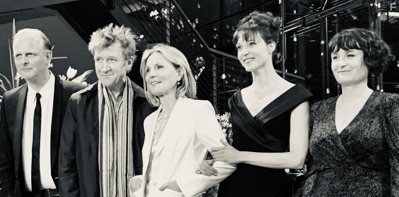 Jens Albinus, Marthe Keller, Thomas Ostermeier, Stphanie Chuat, and Vronique Reymond in Schwesterlein (2020)