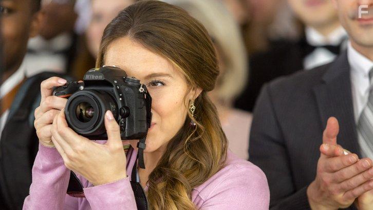 Alexa PenaVega and Trezzo Mahoro in Picture Perfect Mysteries: Newlywed and Dead (2019)