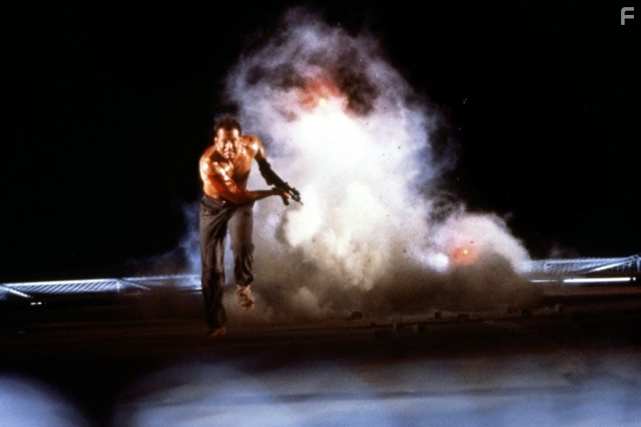 Bruce Willis in Крепкий орешек (1988)