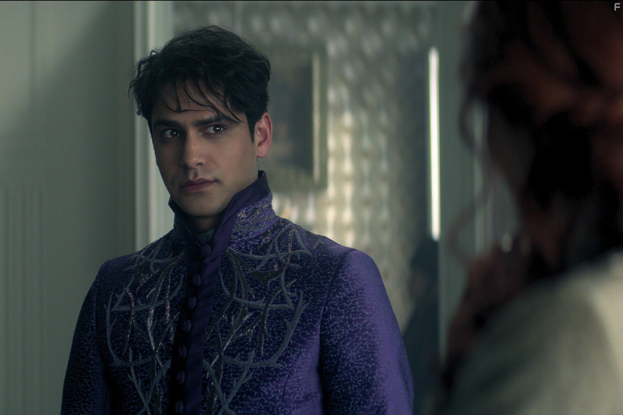 Luke Pasqualino in Shadow and Bone (2021)