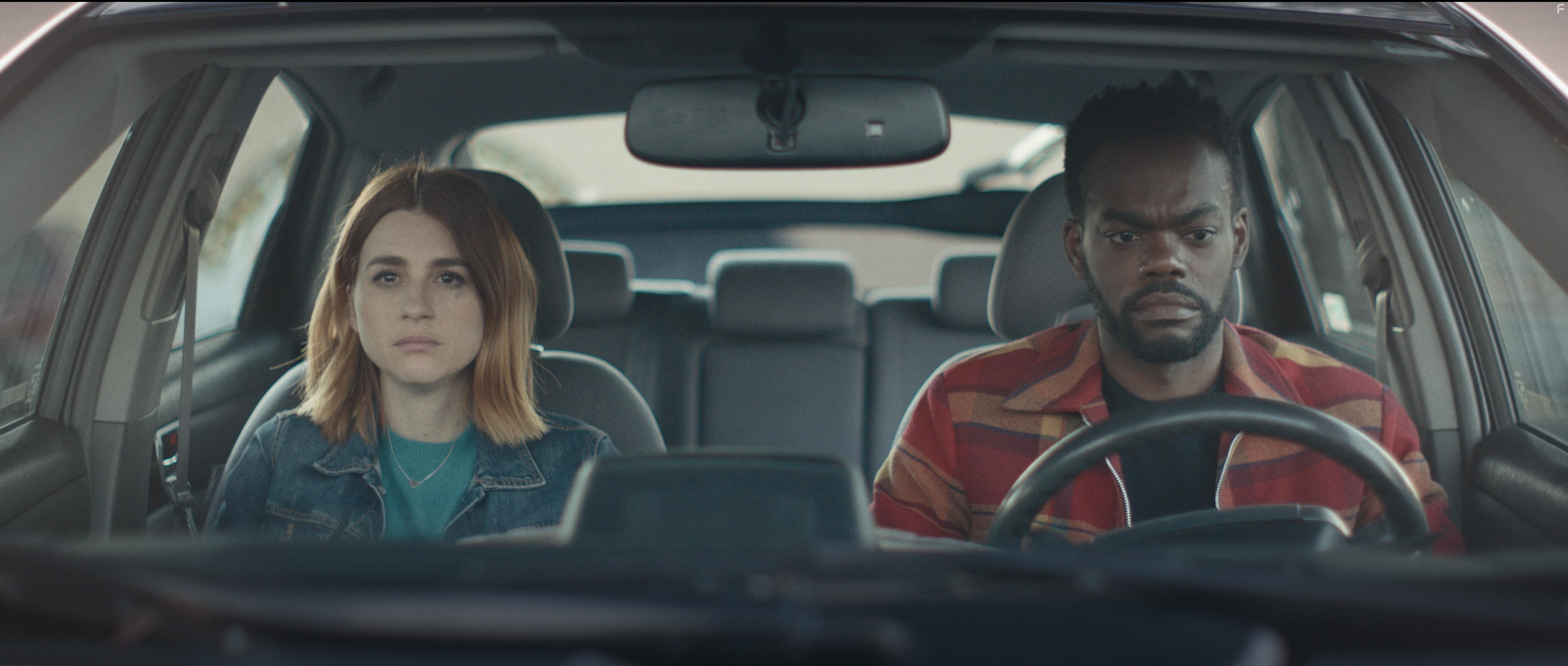 Aya Cash and William Jackson Harper in We Broke Up (2021)