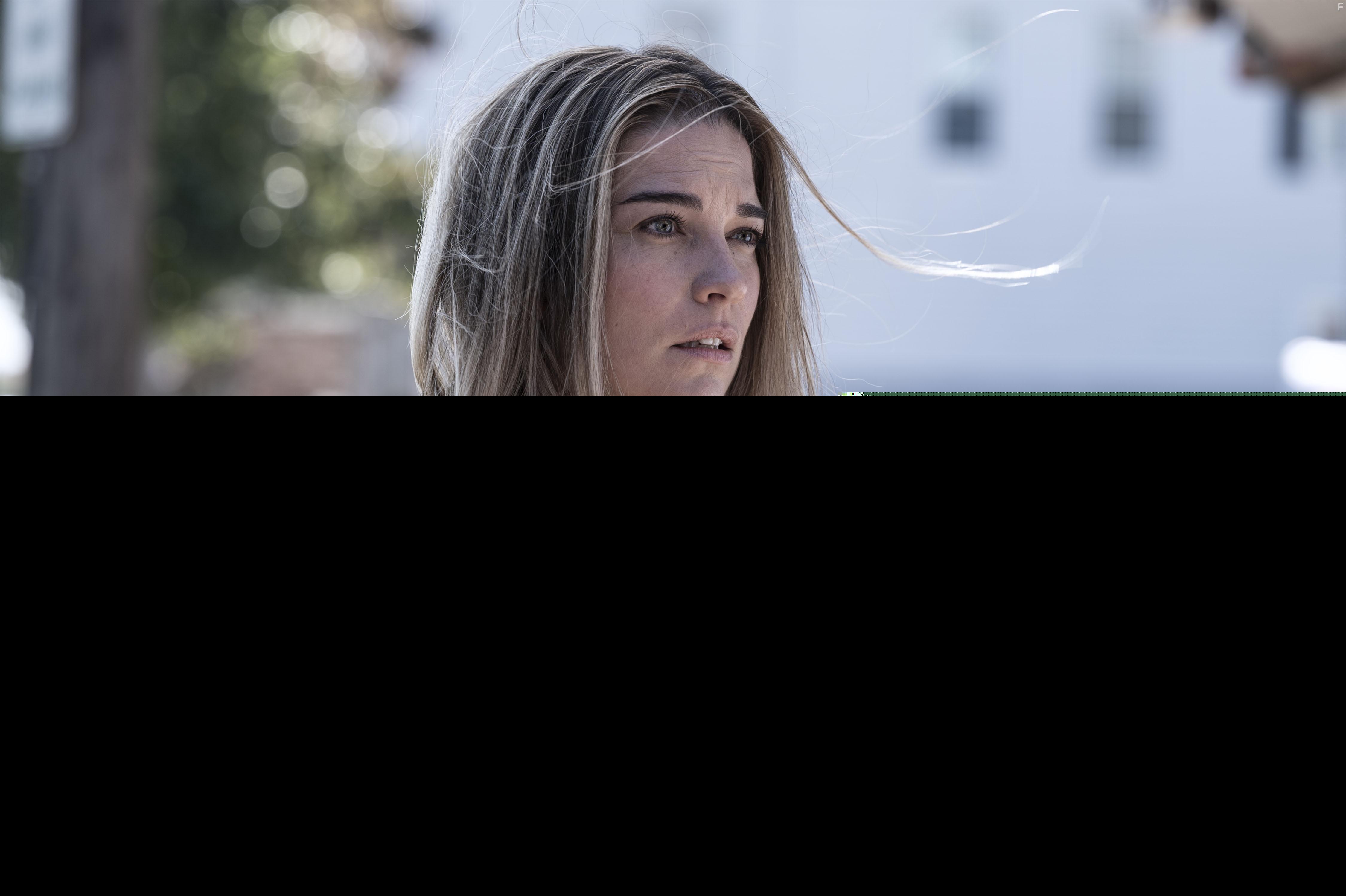 Annie Murphy in Kevin Can F**k Himself (2021)