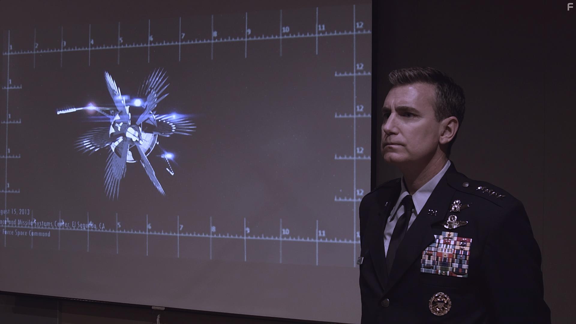 Paul Noonan in First Signal (2021)