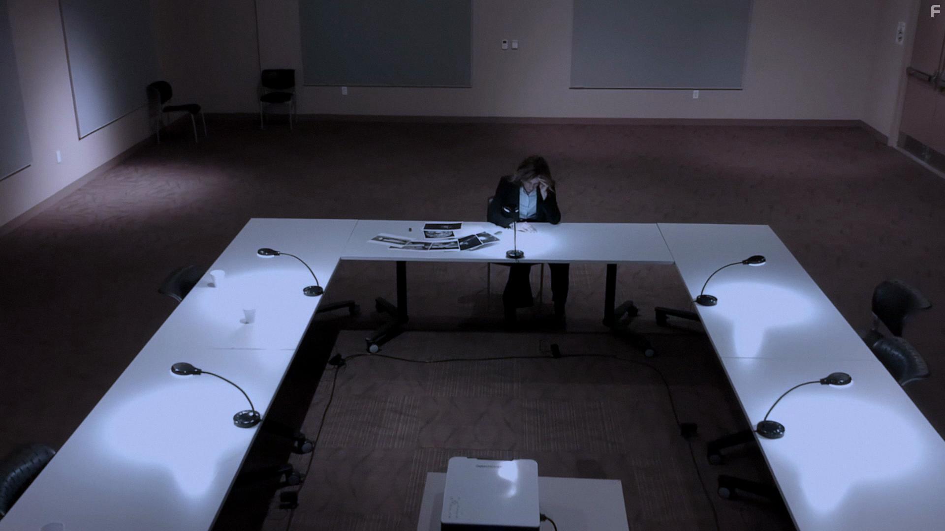 Wendy Hartman in First Signal (2021)