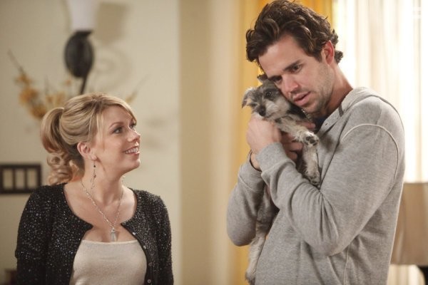 David Walton and Mary Elizabeth Ellis in Идеальные пары (2010)