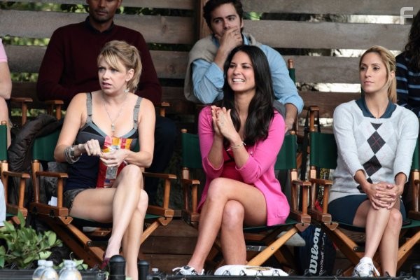 Olivia Munn and Mary Elizabeth Ellis in Идеальные пары (2010)