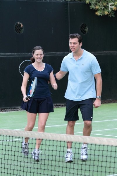 Hayes MacArthur and Christine Woods in Идеальные пары (2010)