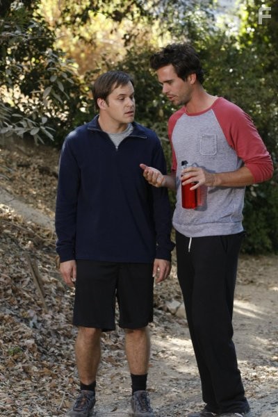 Kyle Bornheimer and Hayes MacArthur in Идеальные пары (2010)