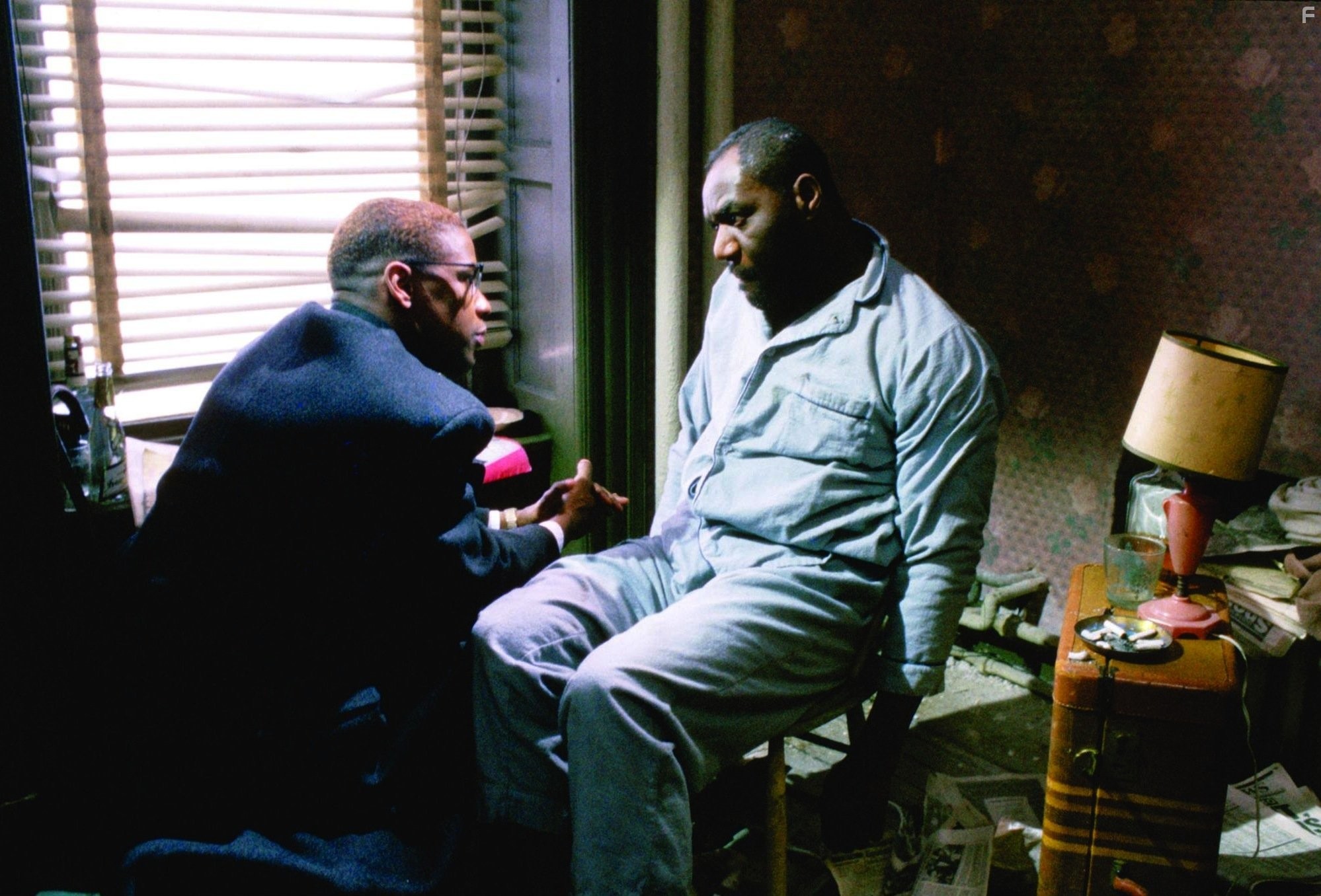 Denzel Washington and Delroy Lindo in Малкольм Икс (1992)