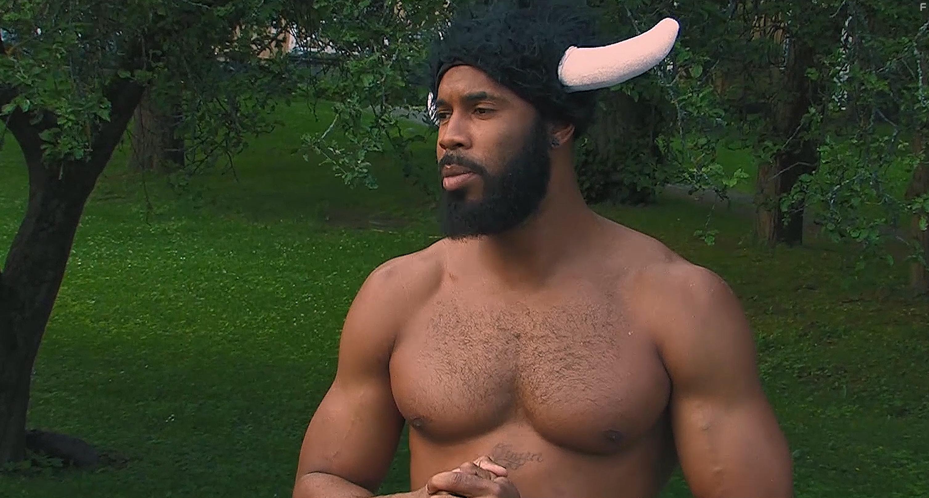 Victor Smith in Housewife Alien vs. Gay Zombie (2017)