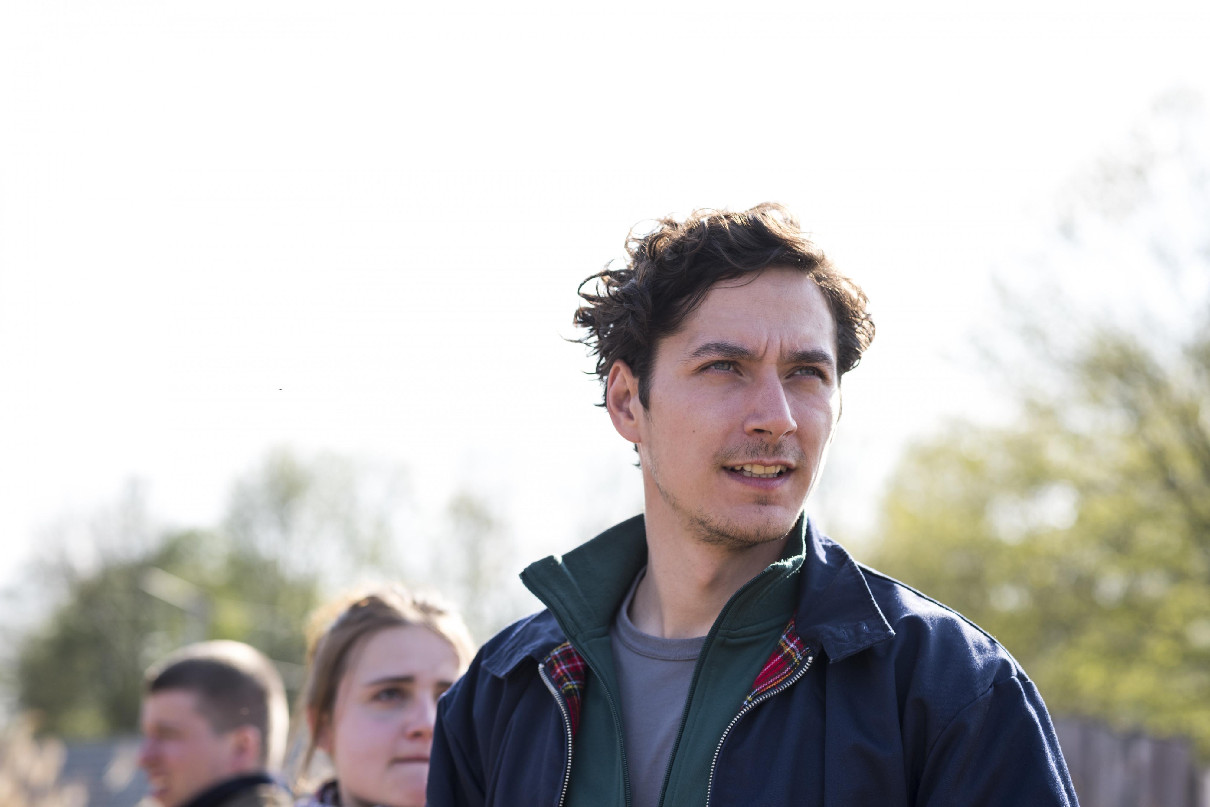 Noah Saavedra in Und morgen die ganze Welt (2020)