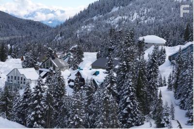 One Perfect Wedding (2021)